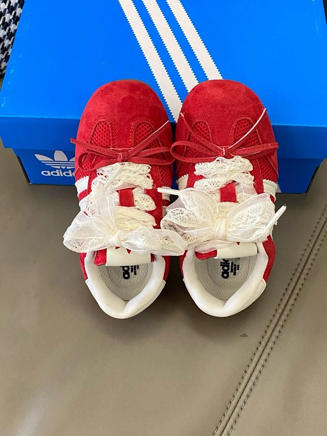 Adidas Children's Shoes: seller detail photo 8