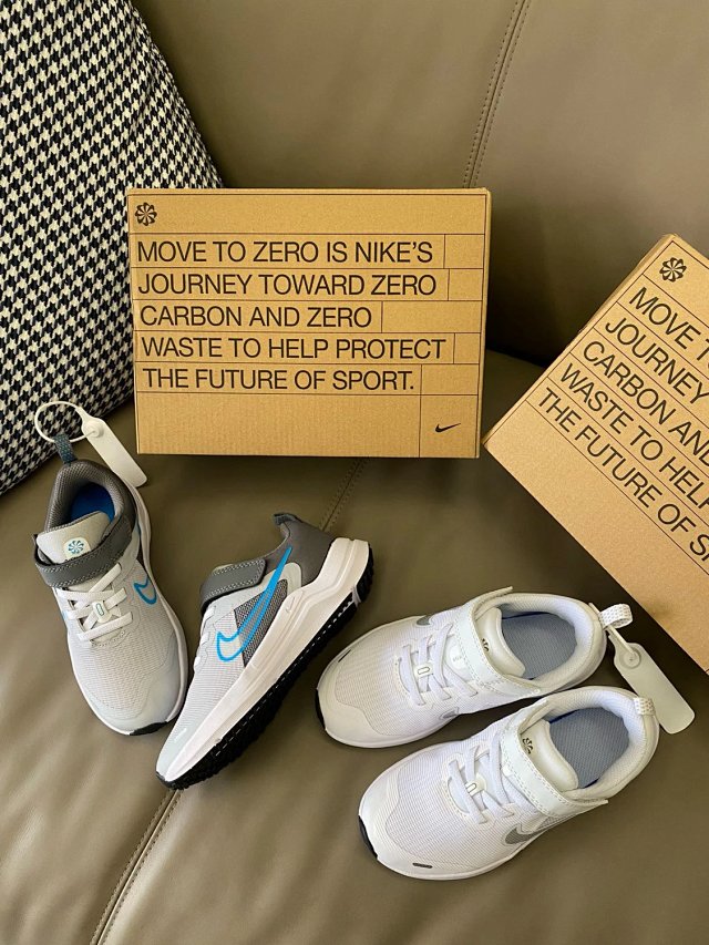 Nike Downshifter 12 children's Shoes: seller detail photo 9