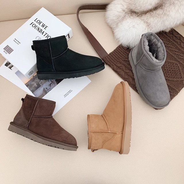 UGG Children's snow boots: seller detail photo 4