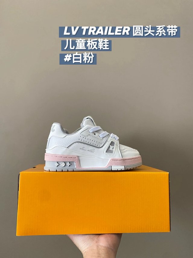 LV Louis Vuitton Trailer Children's Shoes: seller detail photo 3