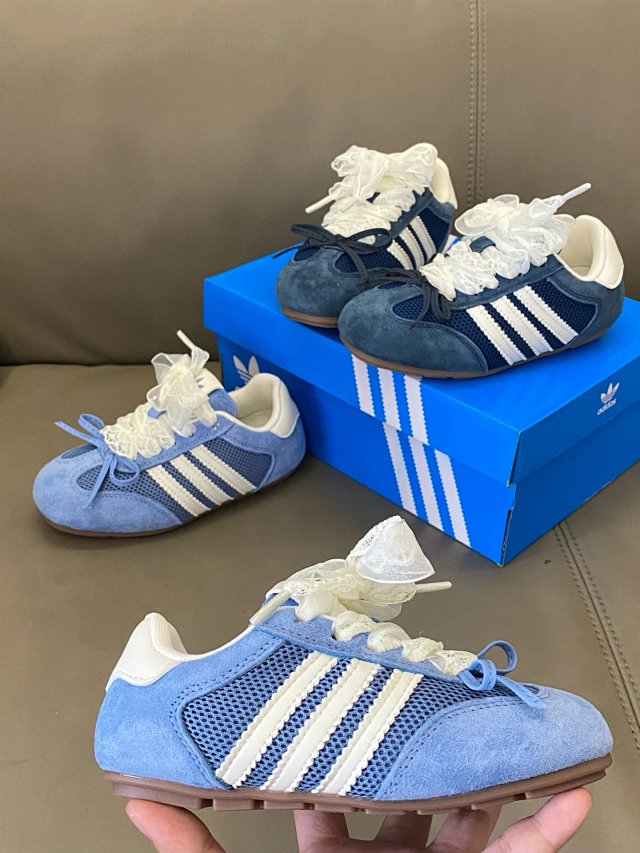 Adidas Children's Shoes: seller detail photo 9