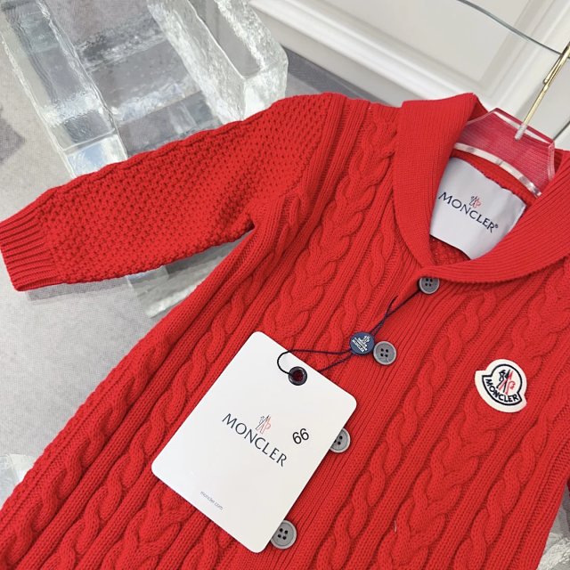 Moncler Children's Set: seller detail photo 12