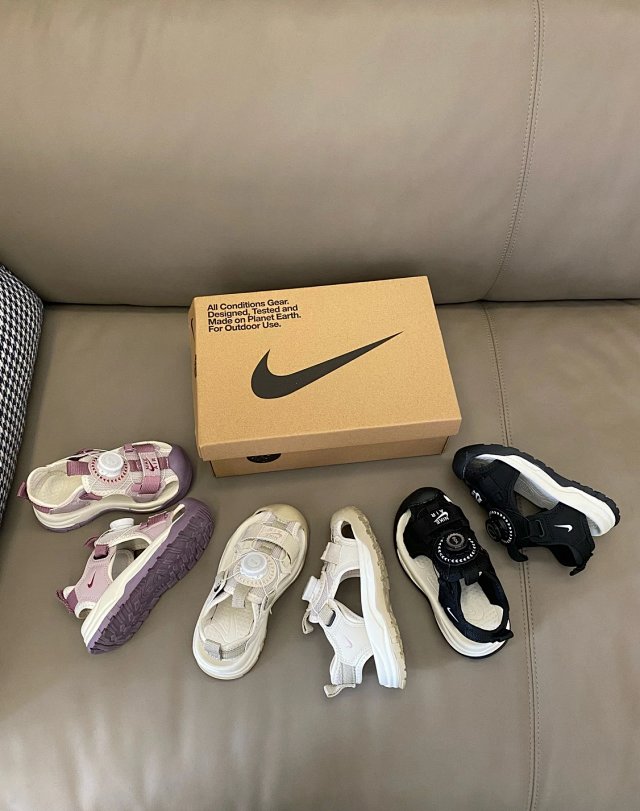 Nike Children's Shoes: seller detail photo 10