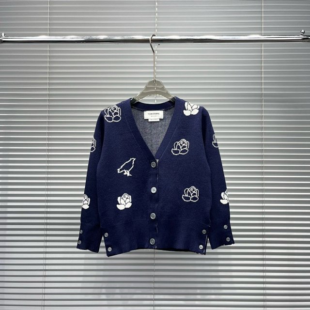 TB Browin Children's Hoodie: seller detail photo 3