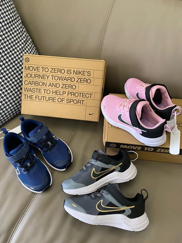 Nike Downshifter 12 children's Shoes: seller detail photo 7