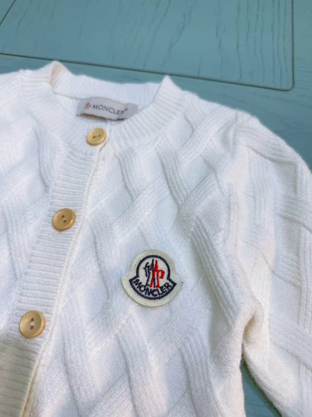 Moncler Children‘s Jnmpsuit: seller detail photo 5