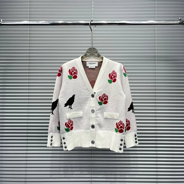 TB Browin Children's Hoodie: seller detail photo 4