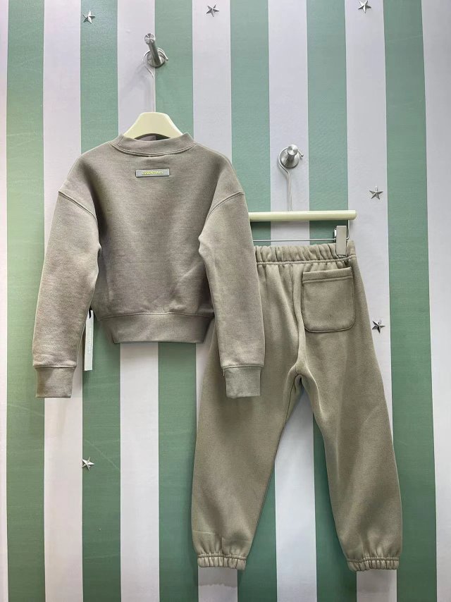 Essential Children’s Set: seller detail photo 13