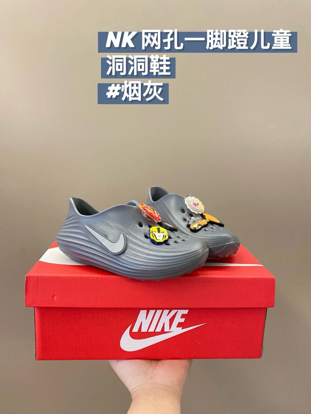 Nike Children‘s Slippers Shoes: seller detail photo 3