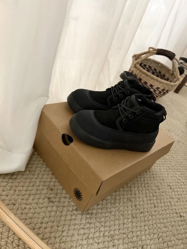 UGG Children's snow boots: seller detail photo 9