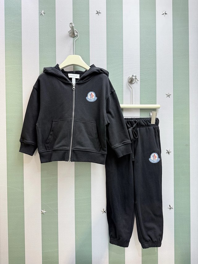 Moncler Children’s Set: seller detail photo 1