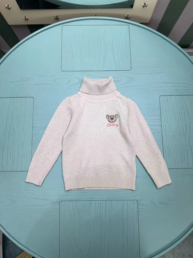Burberry Children's Hoodie: seller detail photo 5