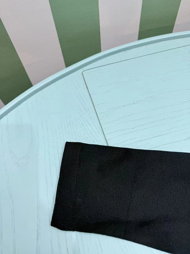 Gucci Children's Hoodie: seller detail photo 14