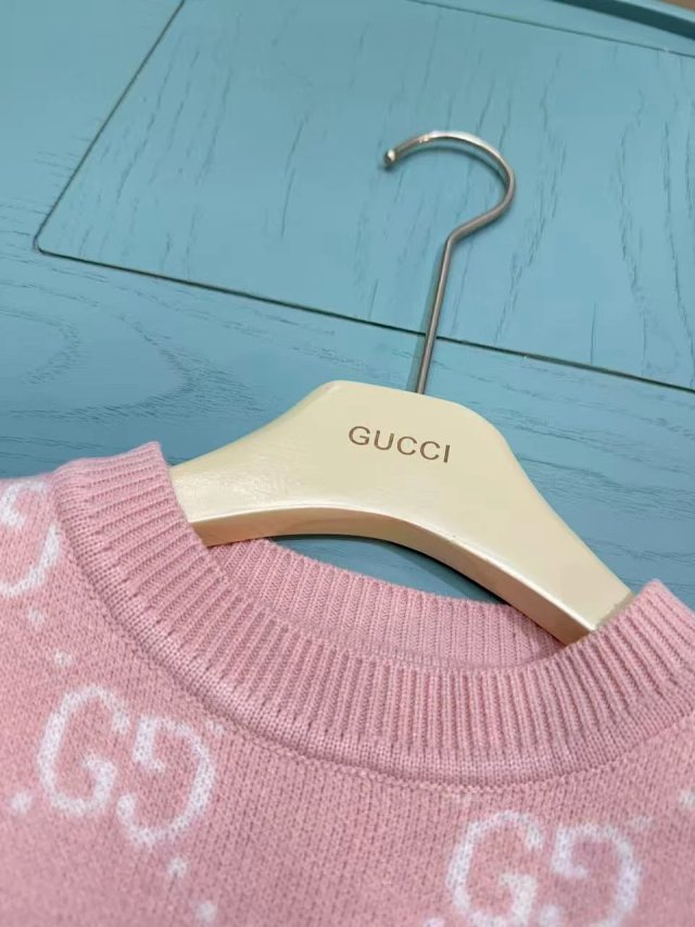 Gucci Children's Hoodie: seller detail photo 4