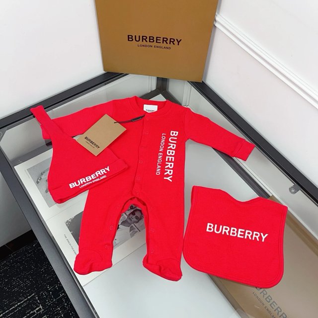 Burberry Children's Set: seller detail photo 3