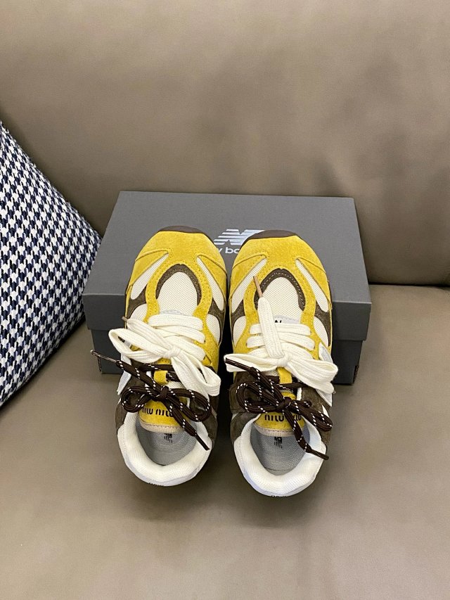 New Balance 530 children's Shoes: seller detail photo 6