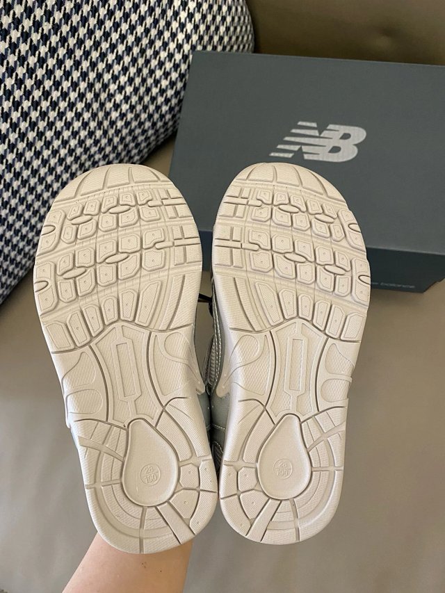 New Balance 530 children's Shoes: seller detail photo 11