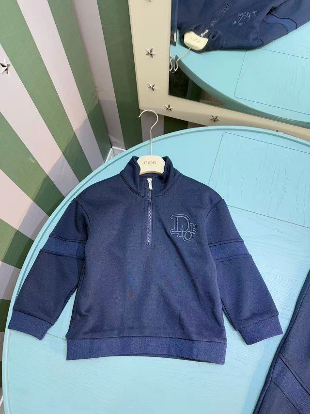Dior Children's Set: seller detail photo 4
