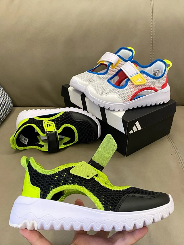 Adidas Children's Shoes: seller detail photo 10