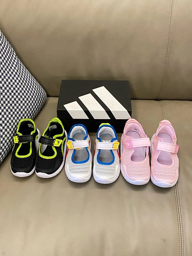Adidas Children's Shoes: seller detail photo 12
