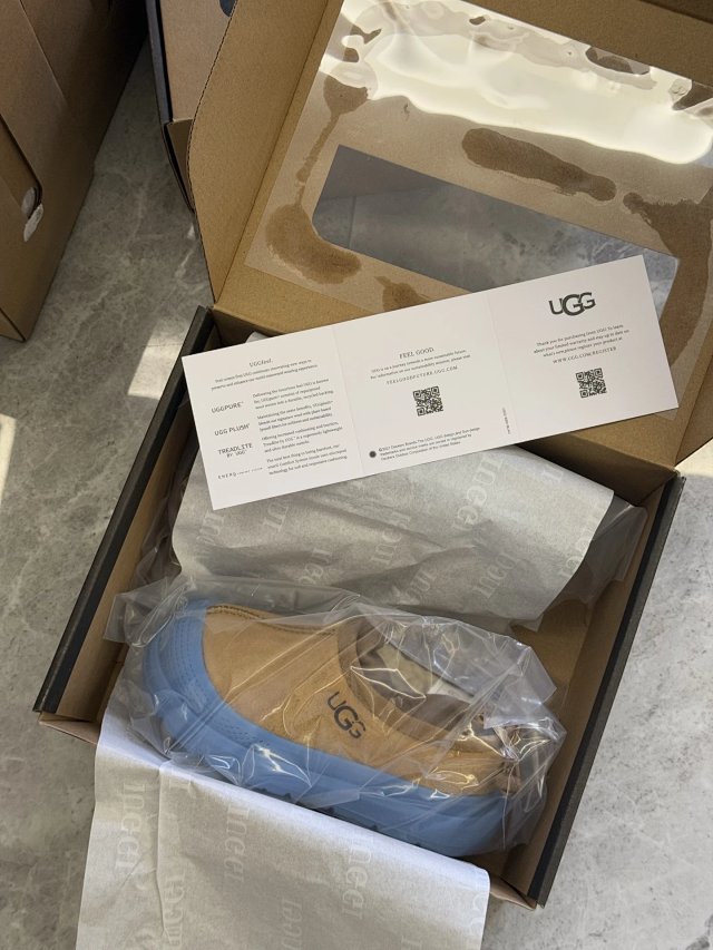 UGG Children's snow boots: seller detail photo 8