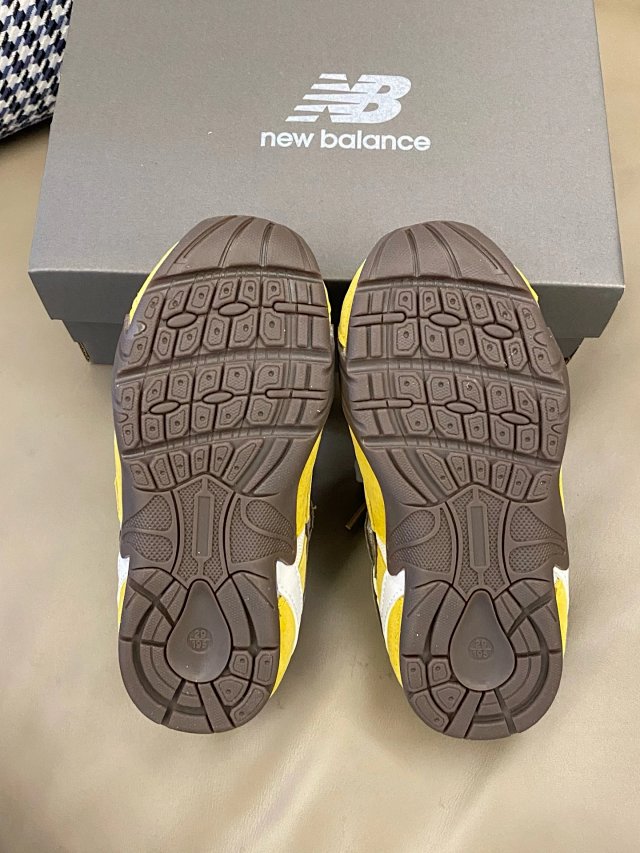 New Balance 530 children's Shoes: seller detail photo 13