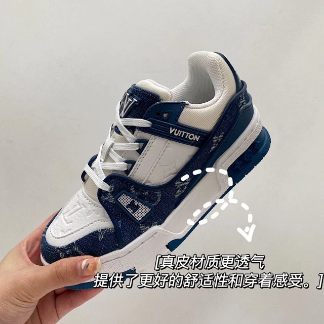 LV Louis Vuitton Children's Shoes: seller detail photo 9