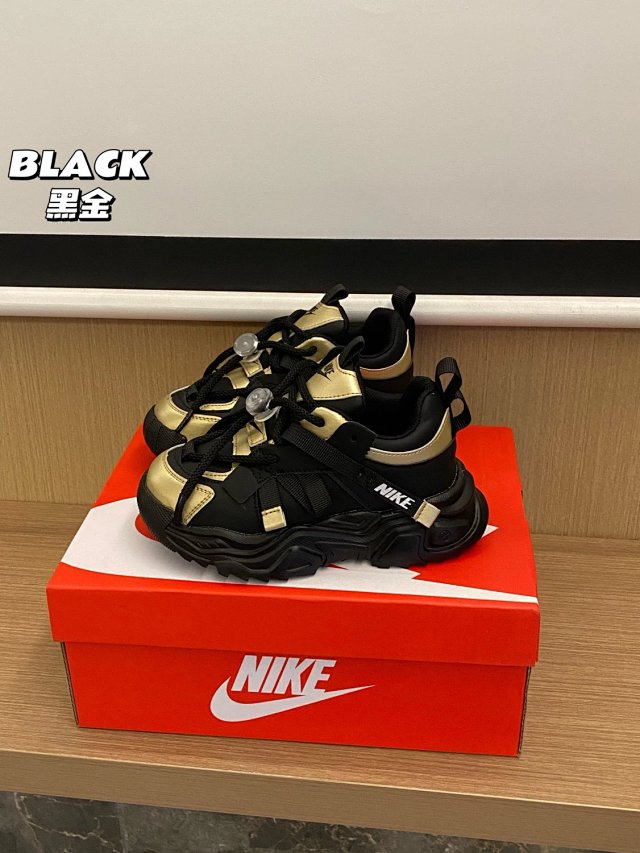 Nike children's Shoes: seller detail photo 3