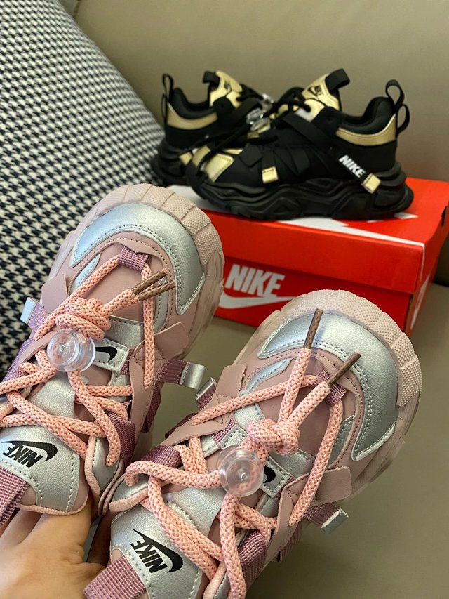 Nike children's Shoes: seller detail photo 11