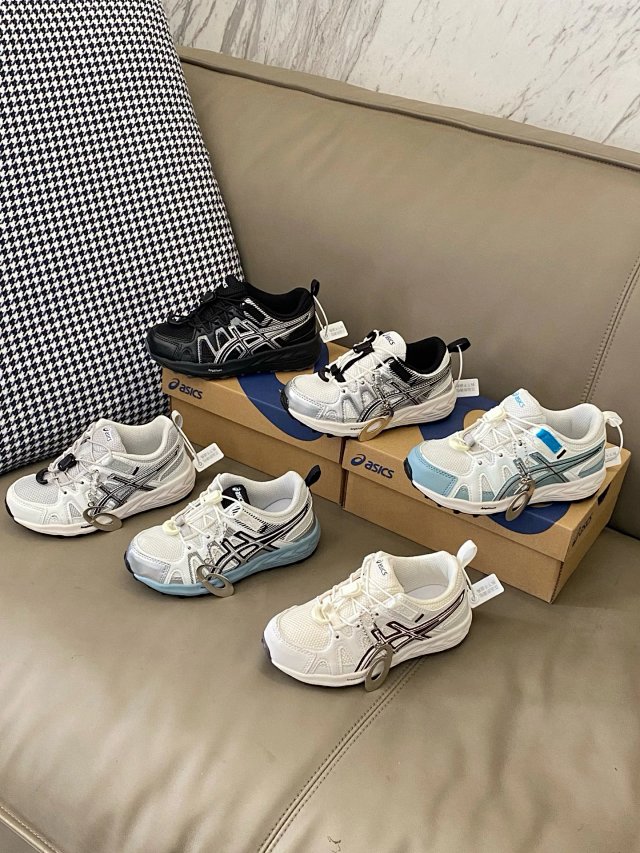 Asics Children's Shoes: seller detail photo 13