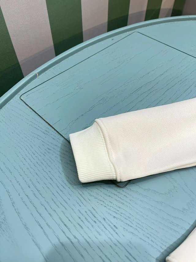 Gucci Children's Hoodie: seller detail photo 8