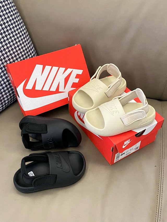 Nike children's Slippers Shoes: seller detail photo 12
