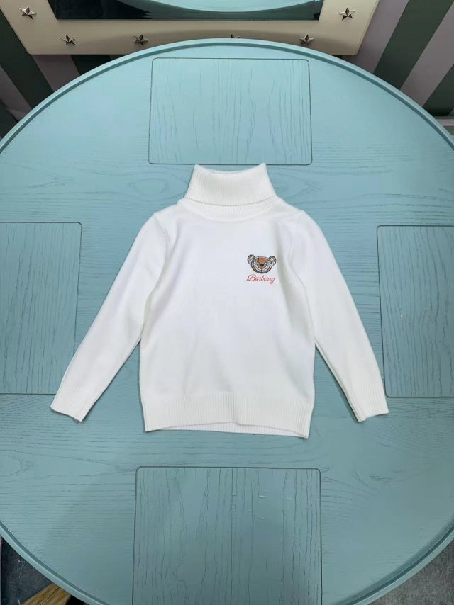Burberry Children's Hoodie: seller detail photo 3