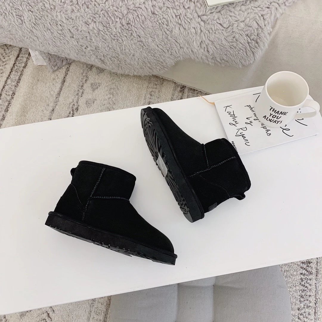 Ugg Clasic Mini Ii · 3