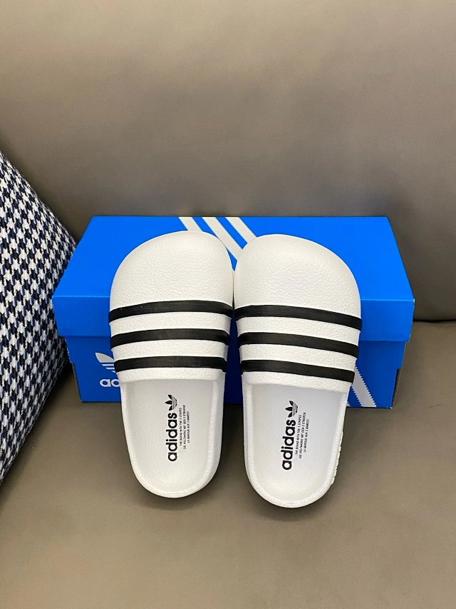 Adidas Children's Slippers Shoes: seller detail photo 8