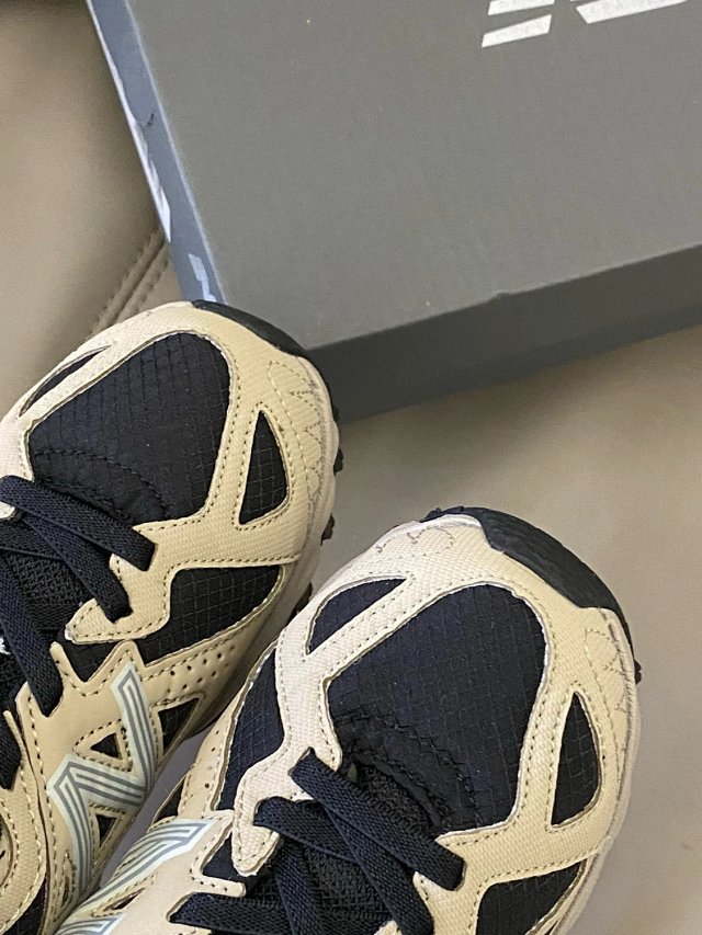 New Balance children's Shoes: seller detail photo 10