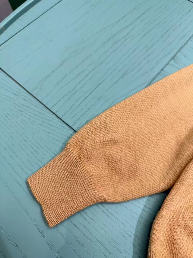 Burberry Children's Hoodie: seller detail photo 8