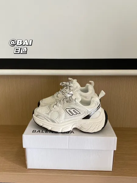 Balenciaga Track Sneakers White Chunky Sneakers - 16