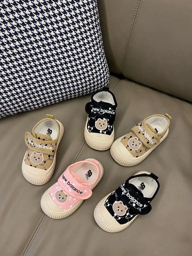 New Balance children's Shoes: seller detail photo 7