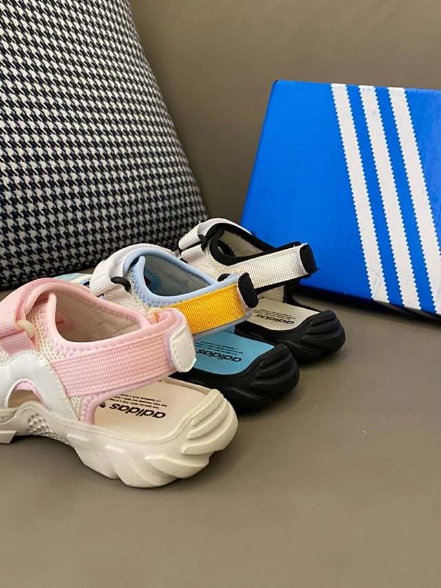 Adidas Children's Slippers Shoes: seller detail photo 6
