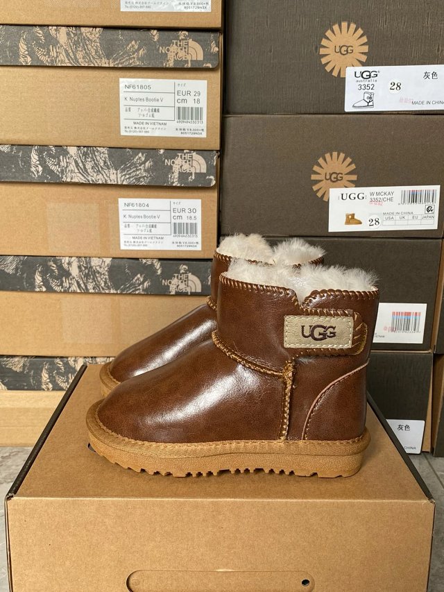 UGG Children's snow boots: seller detail photo 14