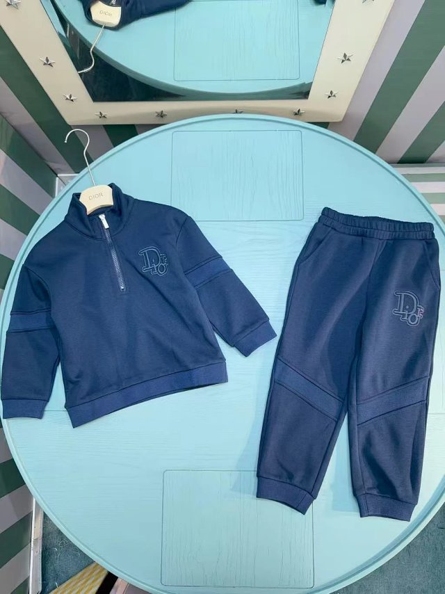 Dior Children's Set: seller detail photo 3