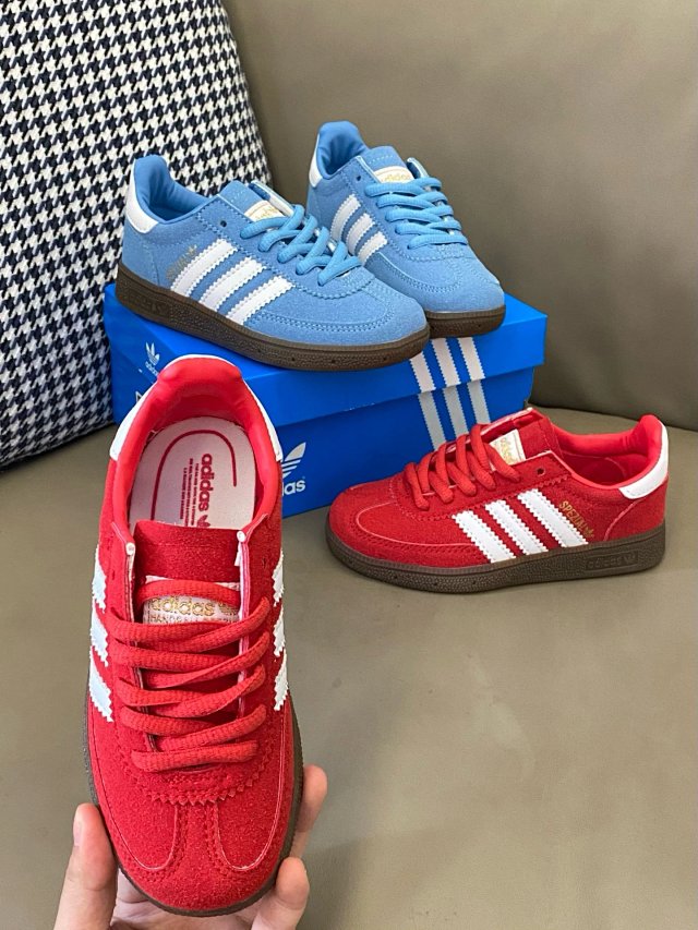 Adidas Children's Shoes: seller detail photo 10