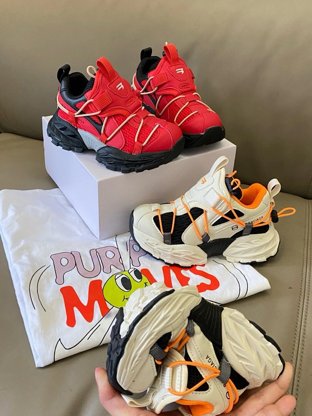 Balenciaga 18XL children's shoes: seller detail photo 5