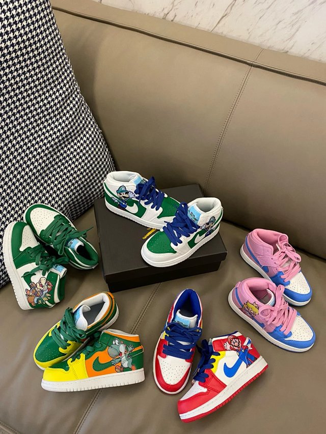 Nike Jordan children's Shoes: seller detail photo 2