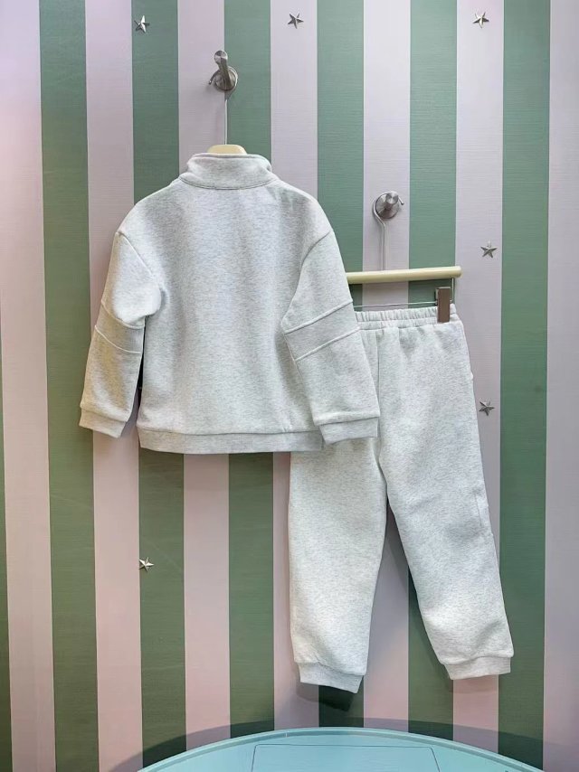 Dior Children's Set: seller detail photo 3