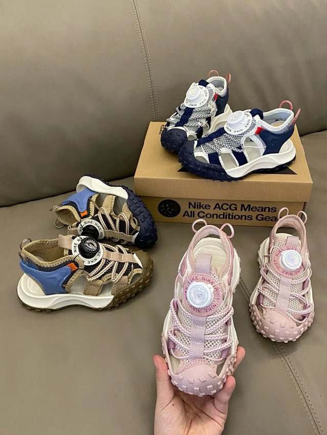 Nike ACG children‘ shoes: seller detail photo 8