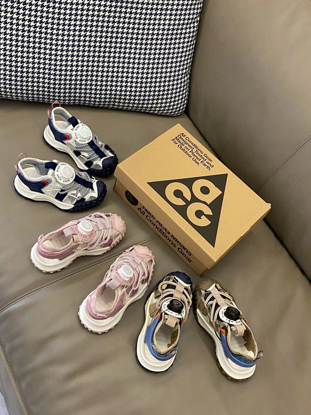 Nike ACG children‘ shoes: seller detail photo 7