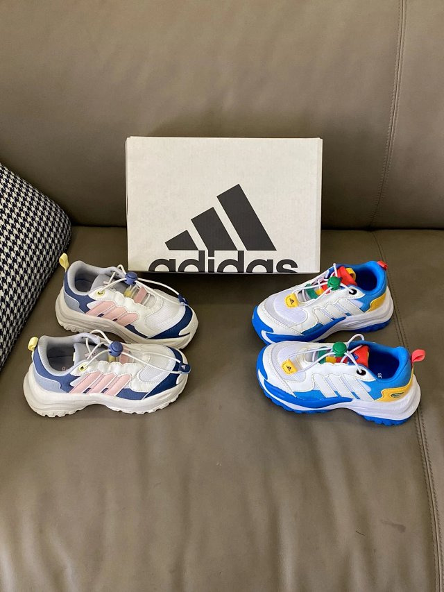Adidas Children's Shoes: seller detail photo 10