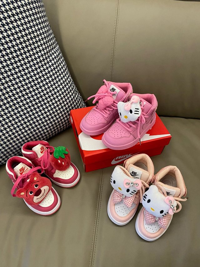 Nike Jordan children's Shoes: seller detail photo 2